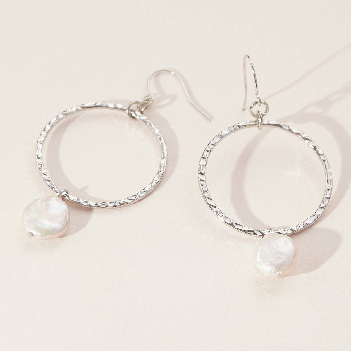 Sophisticated Pearl & Hammered Metal | Earrings