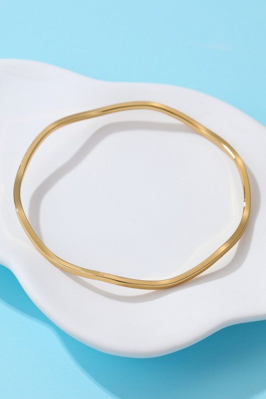 gold bangle
