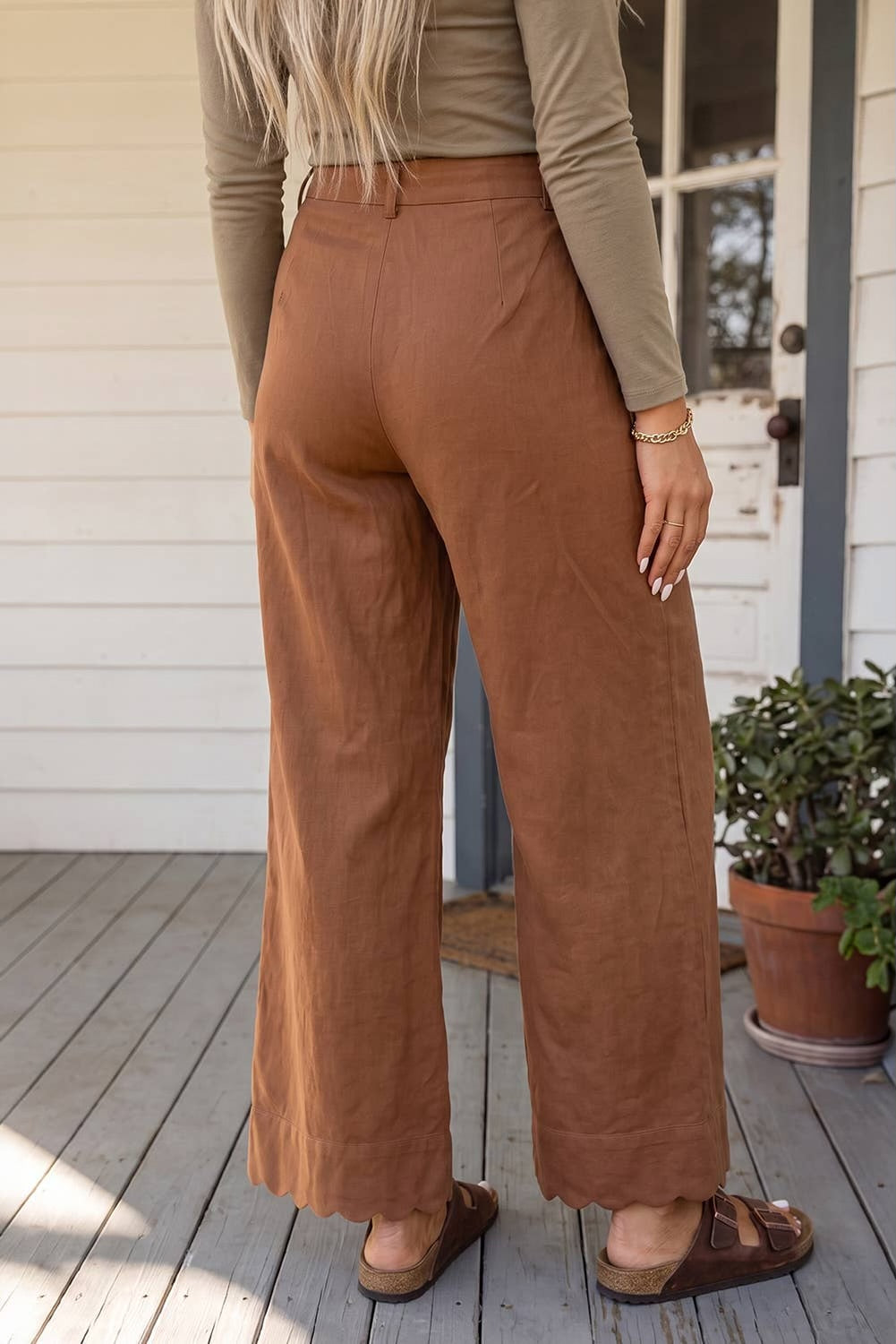 brown scalloped pocket pants