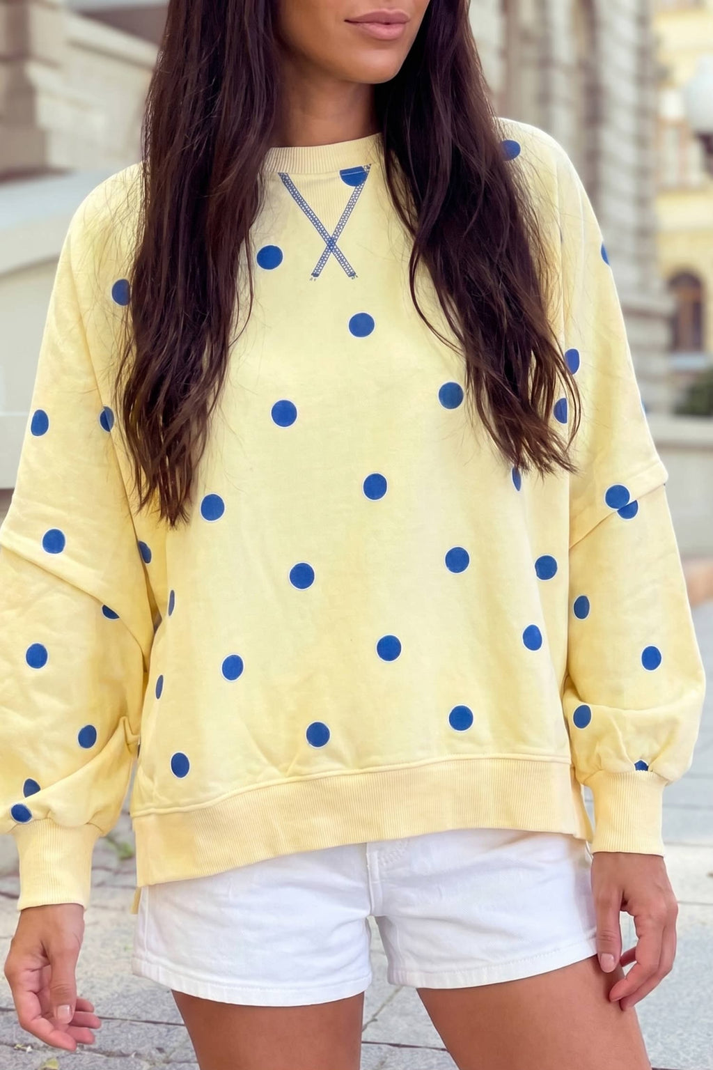 oversized polka dot expressed seam